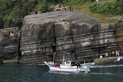 horunferusu ２０２５年度以降の須佐湾遊覧船運行休止のお知らせ
